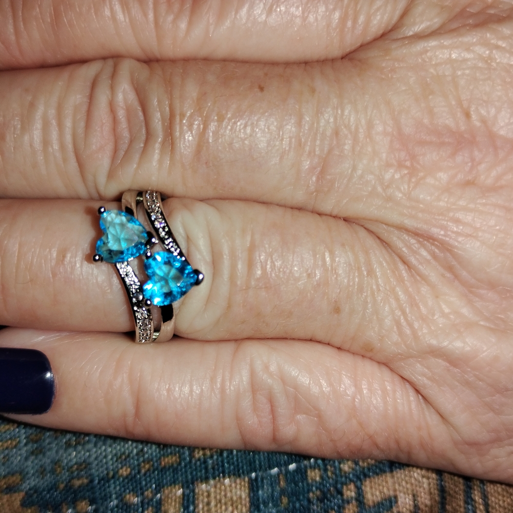 Elegant Blue Gemstone Ring